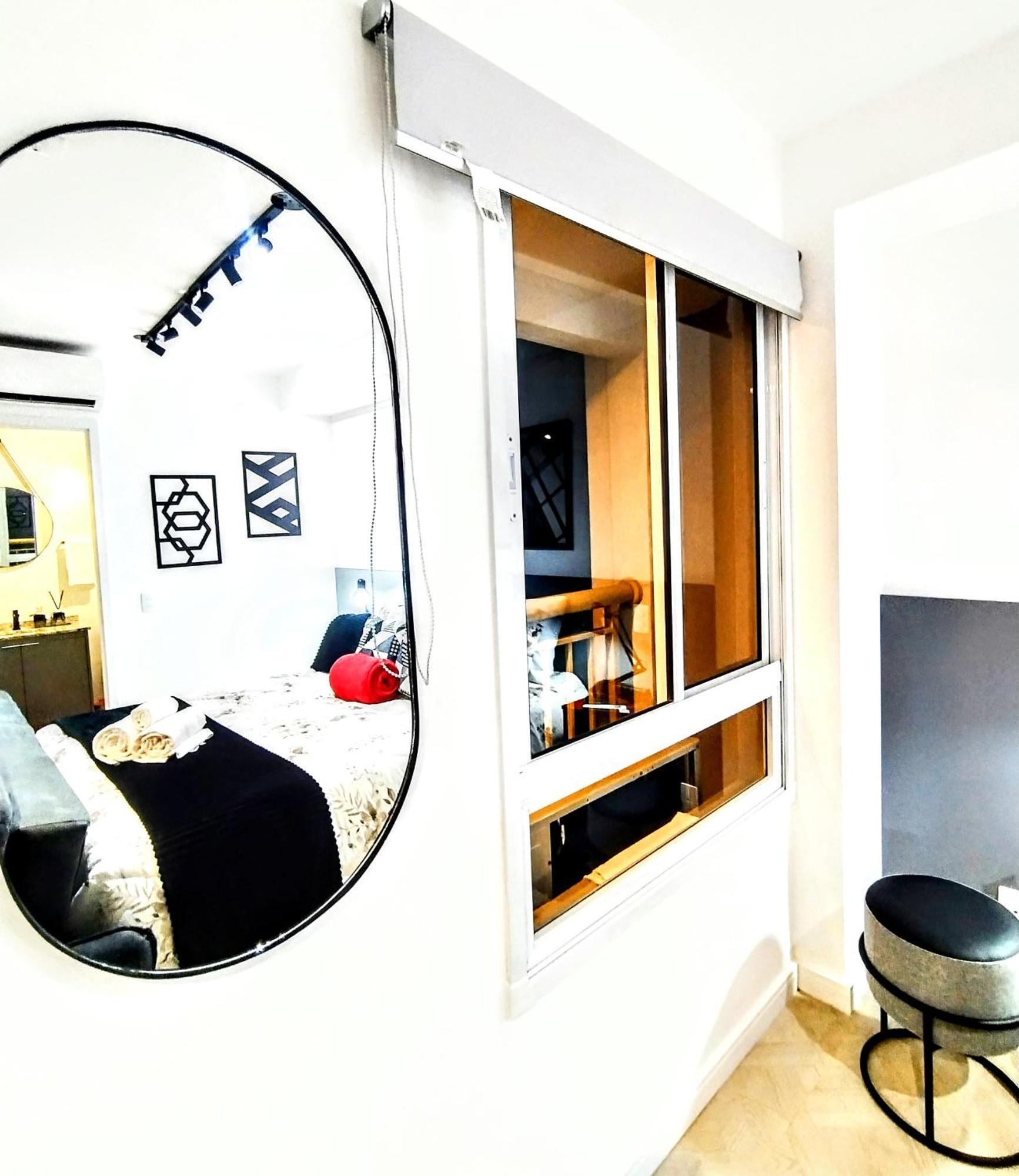 Smart Urban Deluxe Varanda - The Mob One Pinheiros - Black Edition - By Luxxor