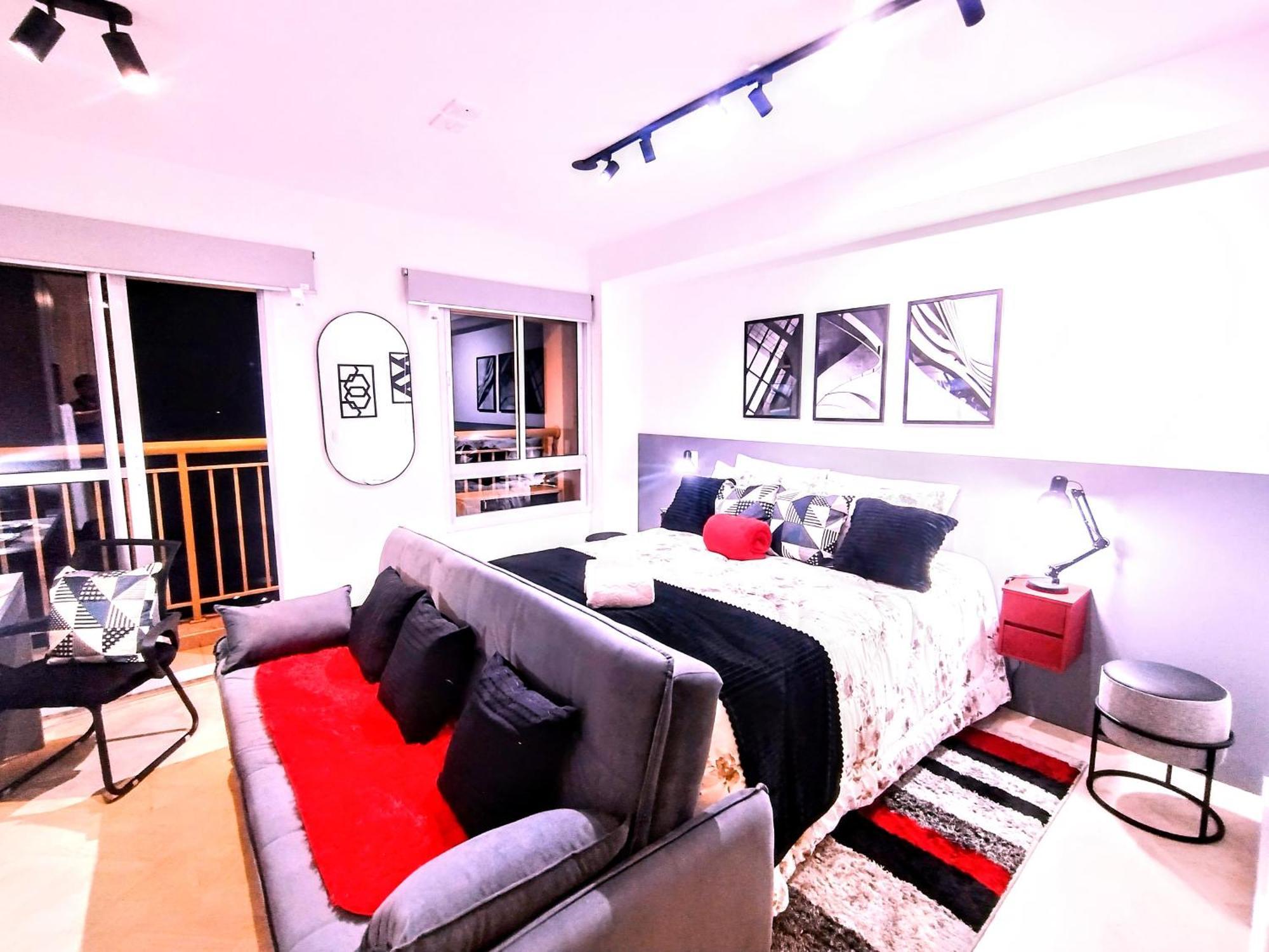 Smart Urban Deluxe Varanda - The Mob One Pinheiros - Black Edition - By Luxxor *